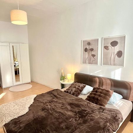 Apartment Caroline - Old Town, Ac Pressburg Exterior foto