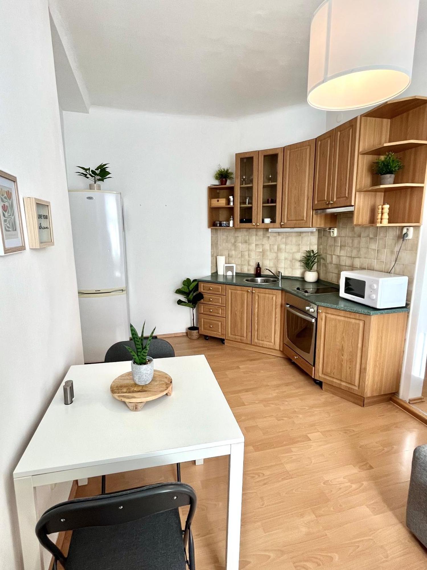 Apartment Caroline - Old Town, Ac Pressburg Exterior foto